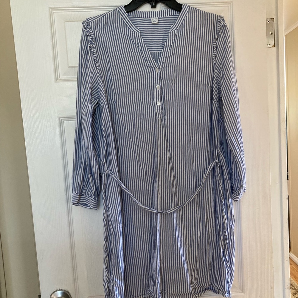 Old Navy dress